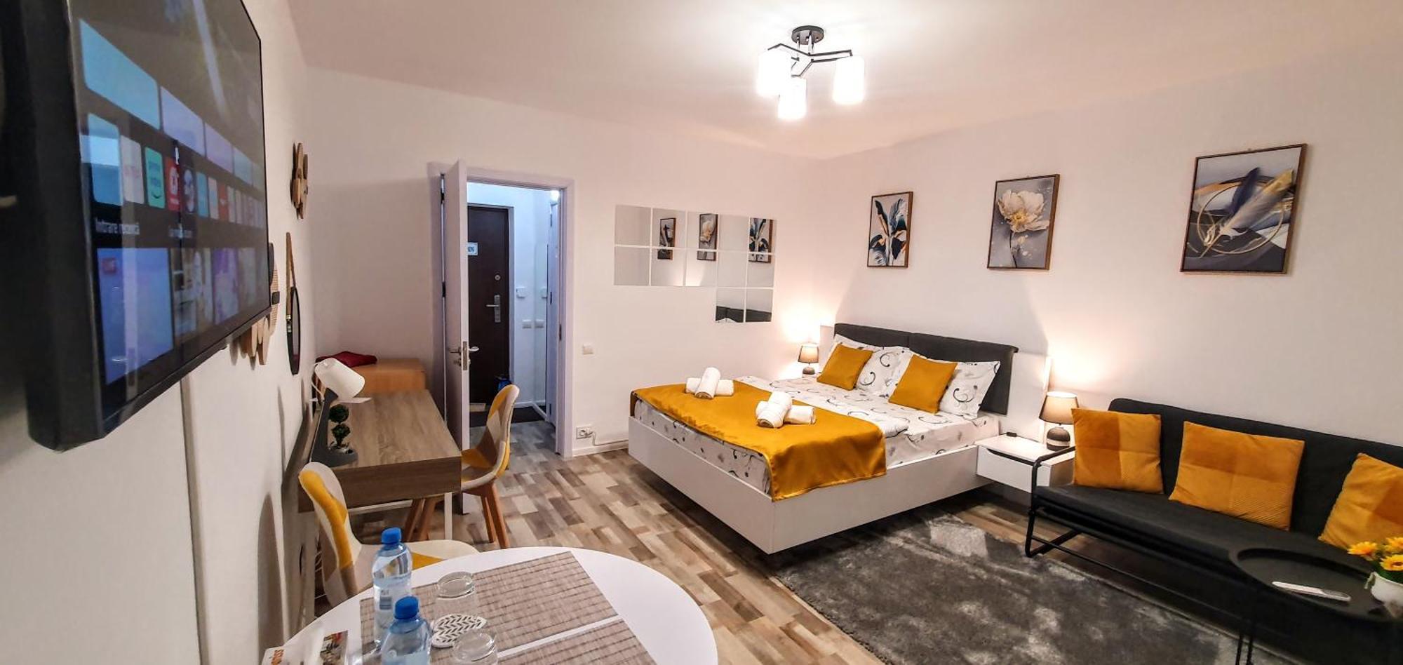 The Yellow King - Luxurious Apartment Bukarest Eksteriør billede